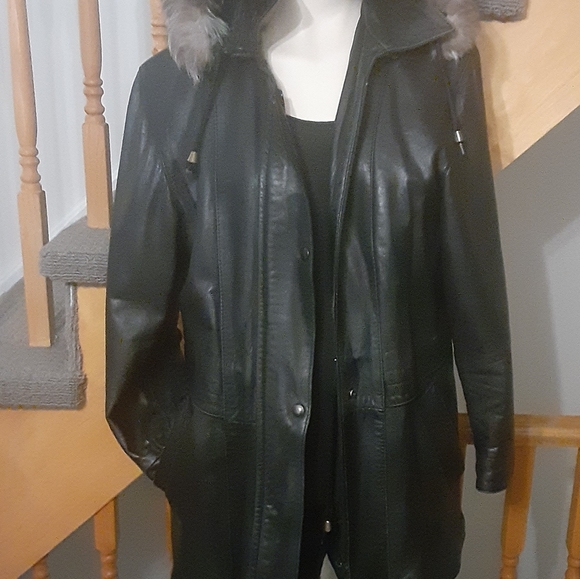 VTG-Hide House Genuine Leather Coat- Black- Women's XS/S- Made in Canada - Picture 5 of 10
